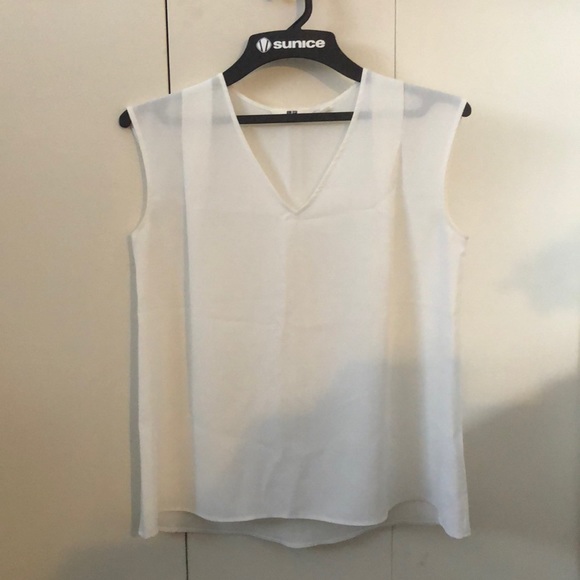 Uniqlo Blouse - Picture 1 of 4